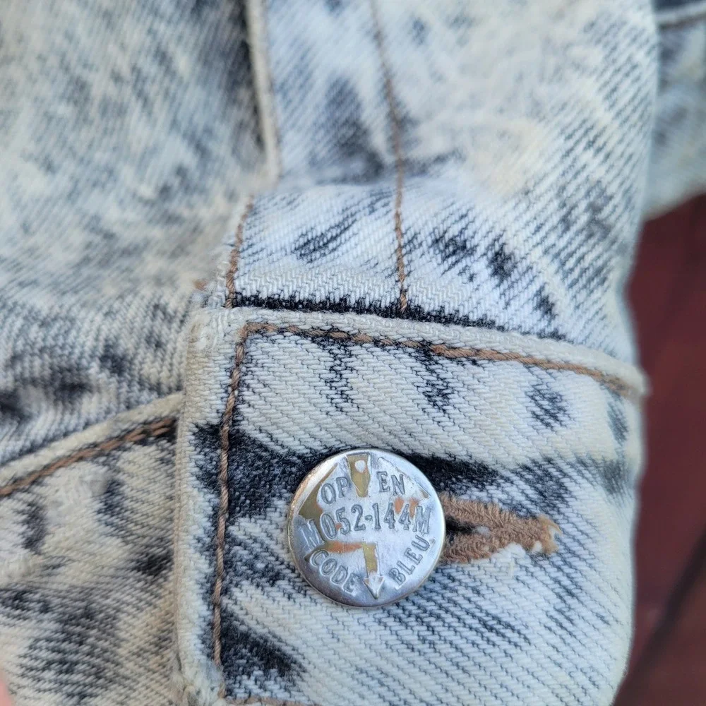 VTG Code Bleu Acid Wash Distressed Denim Trucker Jacket Men S Made in Japan 80s